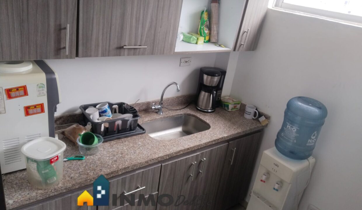 WhatsApp Image 2025-11-25 at 16.42.20