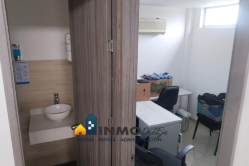 WhatsApp Image 2025-11-25 at 16.42.42