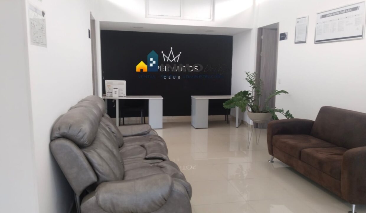 WhatsApp Image 2025-11-25 at 16.42.52